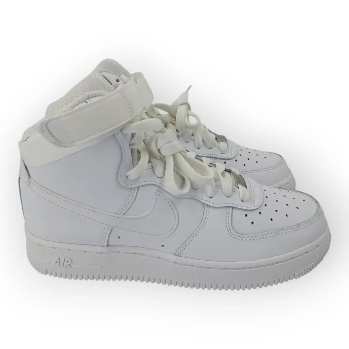 Nike Kids’ Air Force 1 High Lifestyle Shoes Sneakers Size 5.5Y