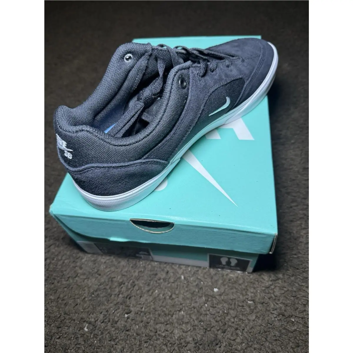 Nike shoes - Nike SB Malor - Malor - Black/Black/White/White 3