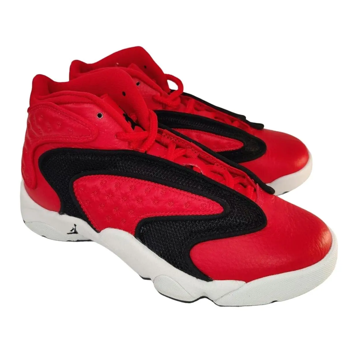 Red and Black Nike Jordans sz 6.5