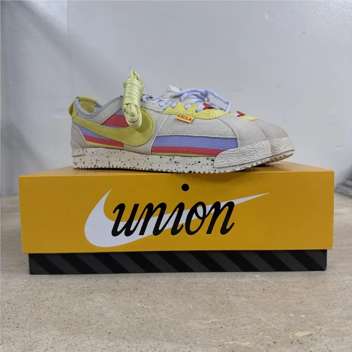 Nike Cortez SP White/ Lemon Frost-grey Fog Size 8