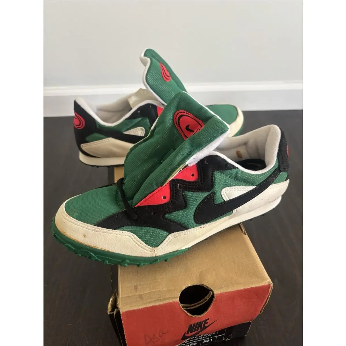 Nike shoes - NIKE ZOOM COUNTRY - ZOOM COUNTRY - Green/ Black/ Red 0