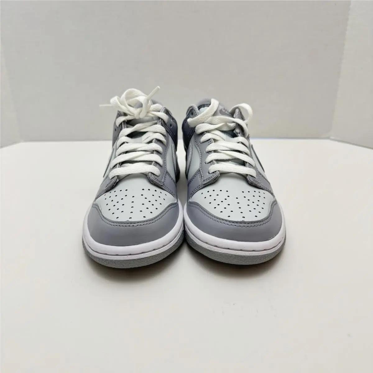 Nike shoes - Gray 2