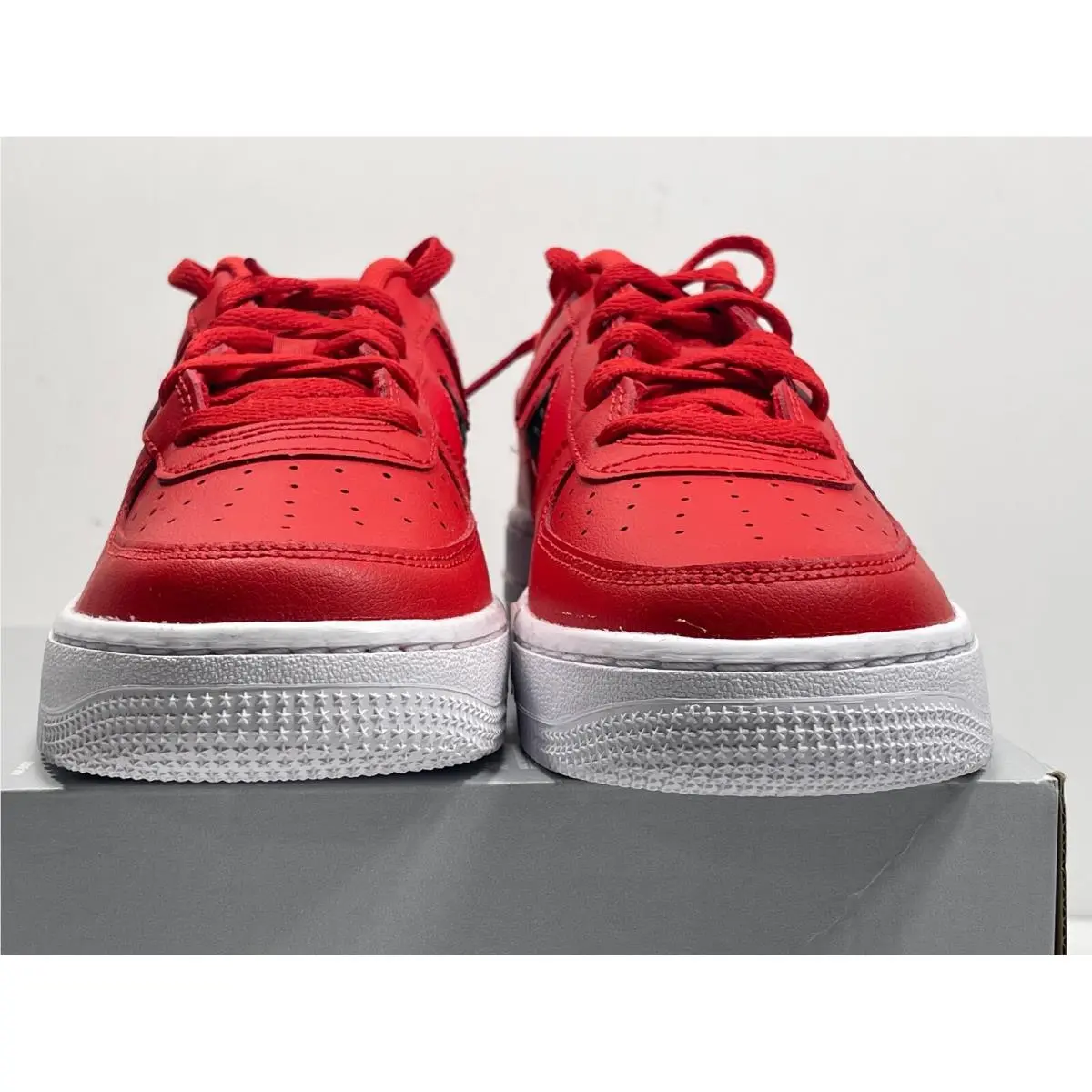 Nike shoes - Nike Air Force 1 `07 - UNIVERSITY RED (UPC: 194499673620) 3