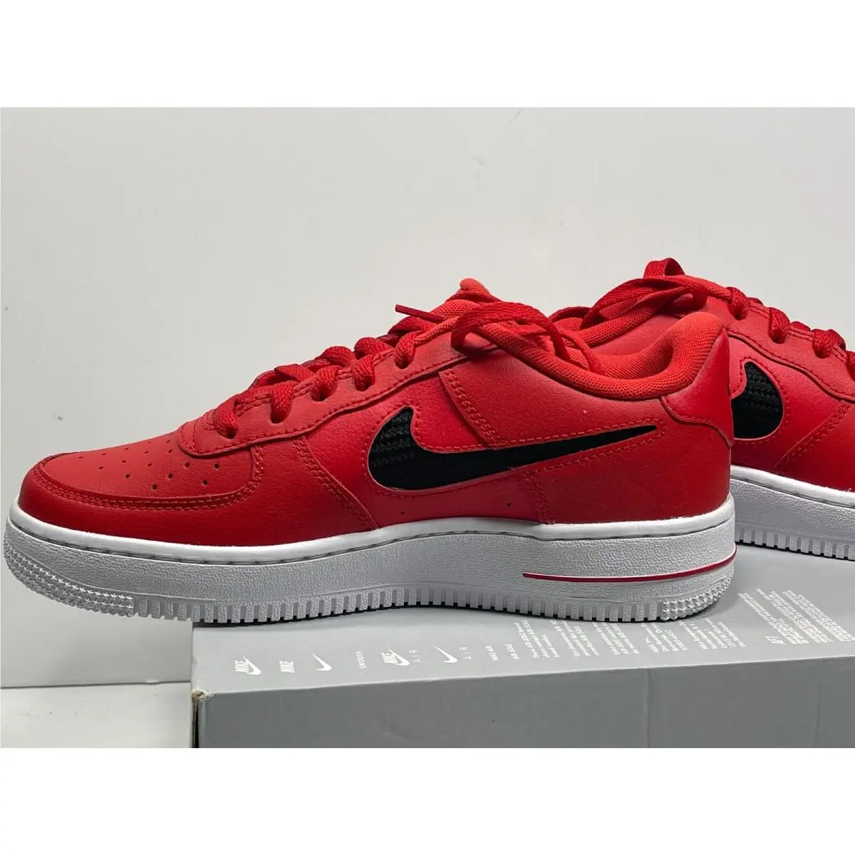 Nike shoes - Nike Air Force 1 `07 - UNIVERSITY RED (UPC: 194499673620) 4