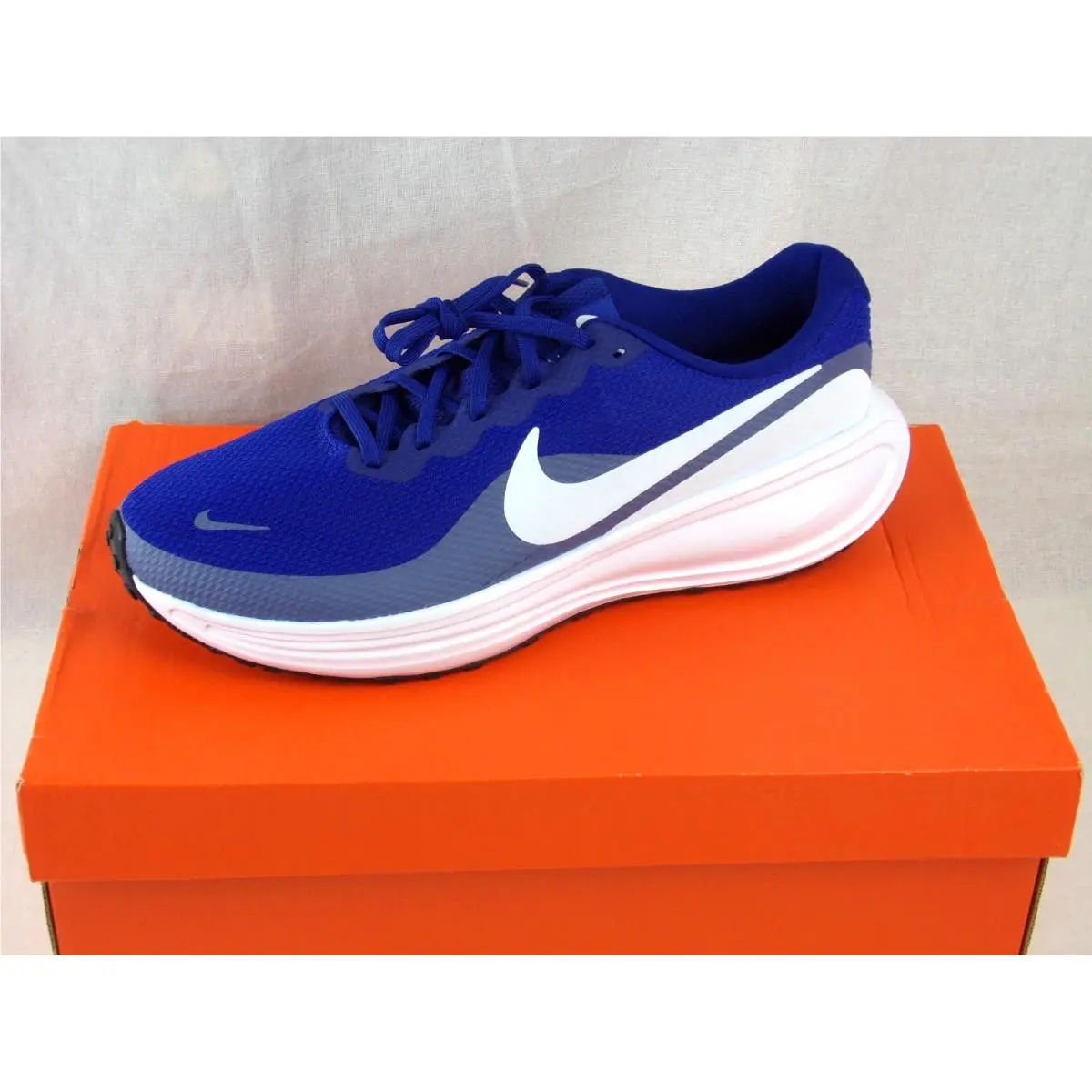 Nike Revolution 8 Running Shoes Mens 11.5 Blue HJ9198-401 Mesh Upper Sneakers