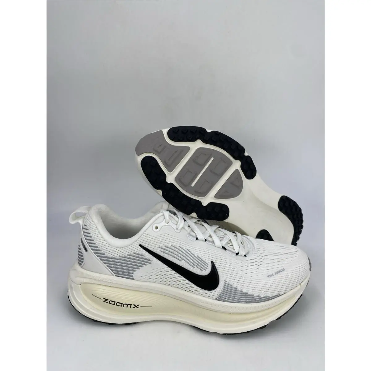 Nike W Vomero 18 Summit White Black HM6804 101 Women`s Size 6