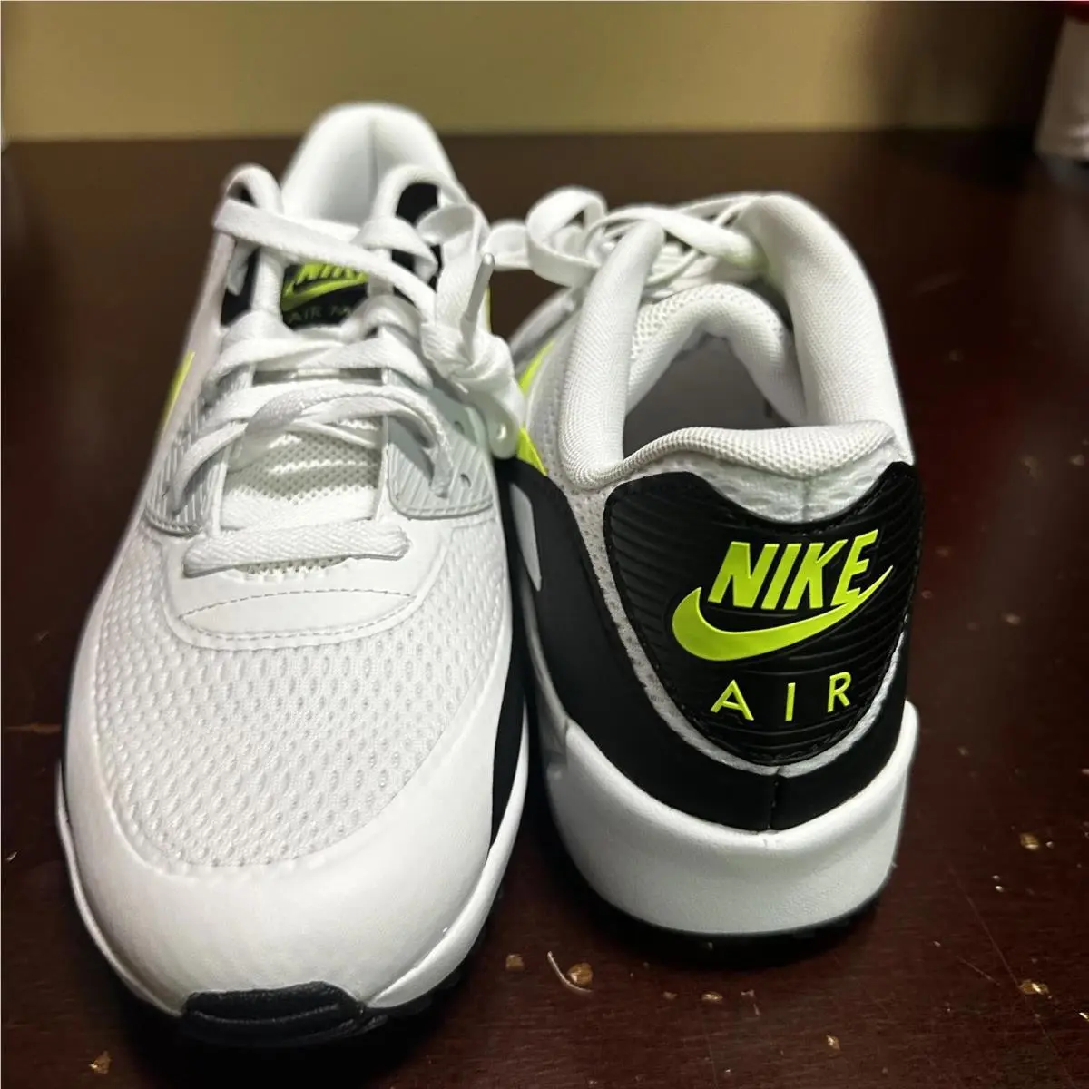 Nike shoes - White 1