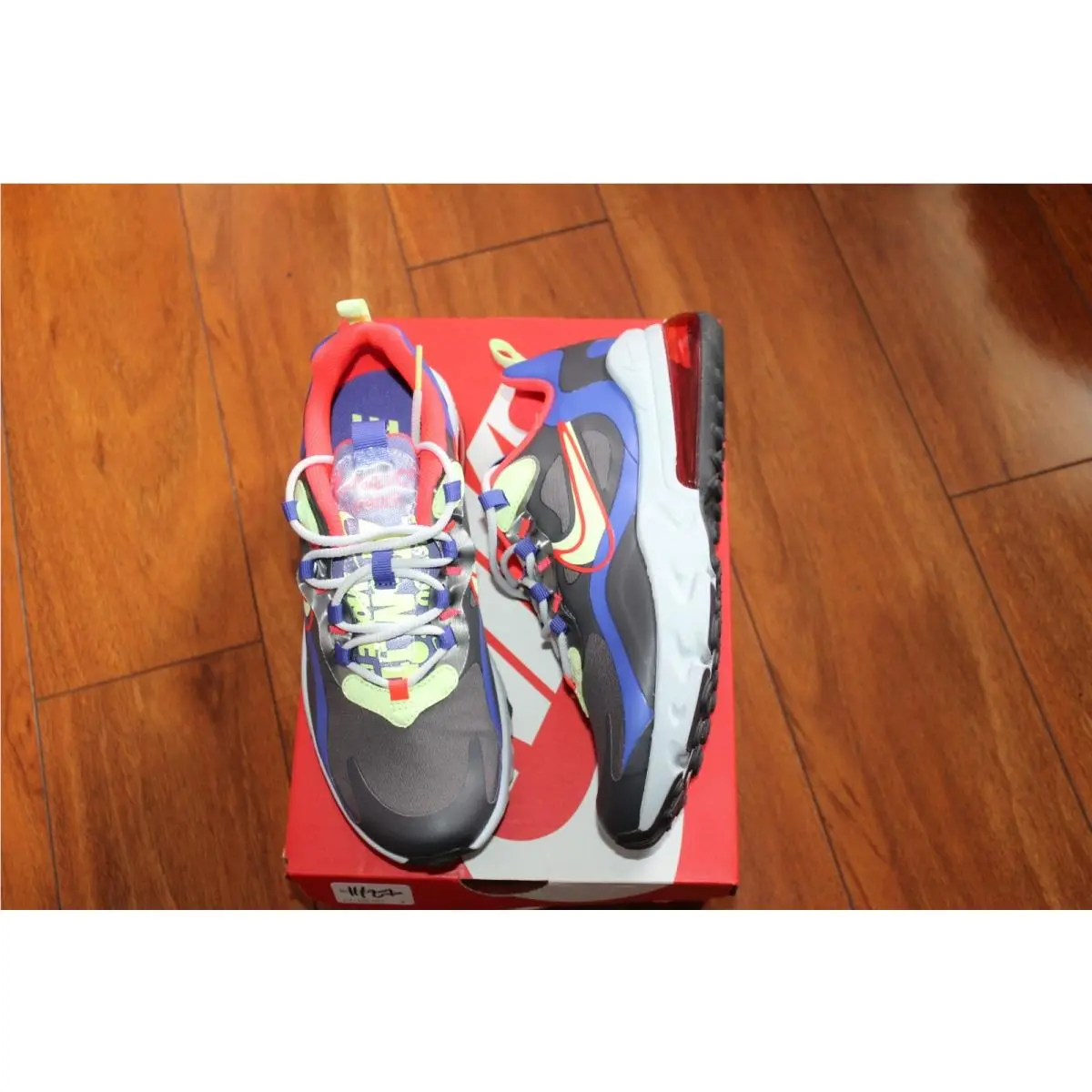 Boys Girls Nike SZ 6.5Y Shoes Air Max 270 React