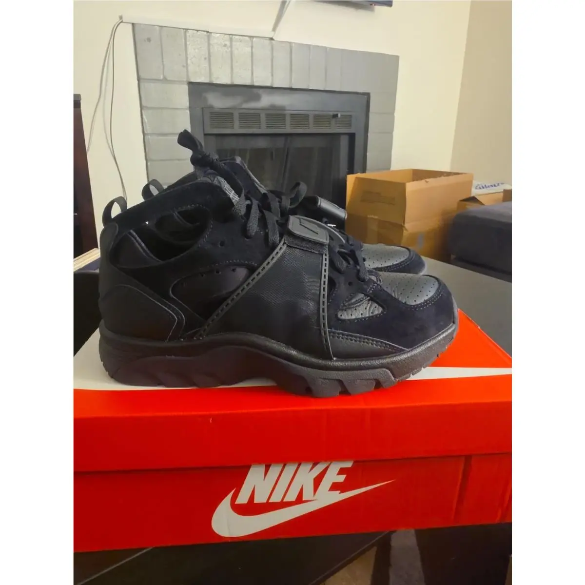 Size 9 - Nike Air Trainer Huarache Triple Black Athletic Training Lifestyle Shoe