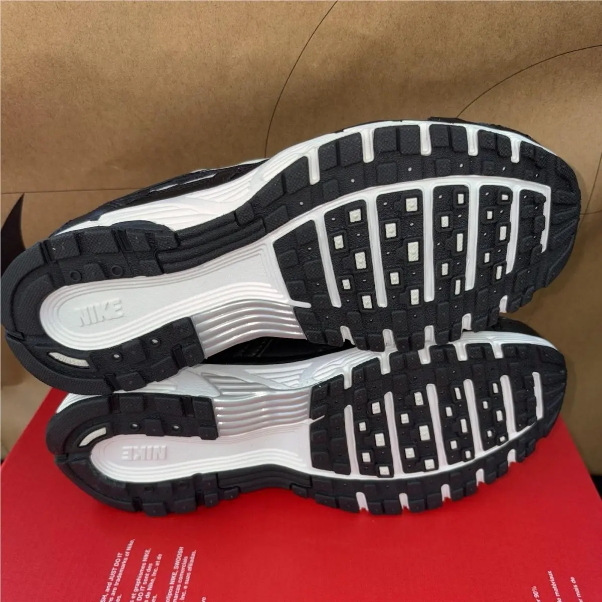 Nike shoes - Nike - BV1021-011 - Black/Muslin/Sail/Summit White 4