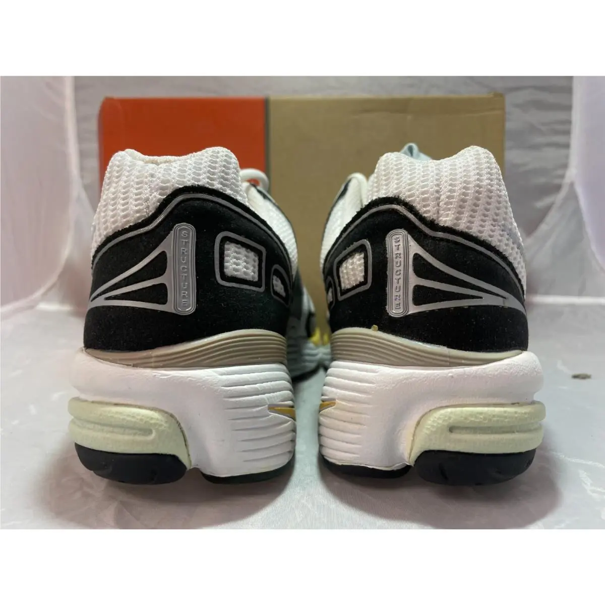 Nike shoes - Nike Air Structure Triax - Air Structure Triax - White 2