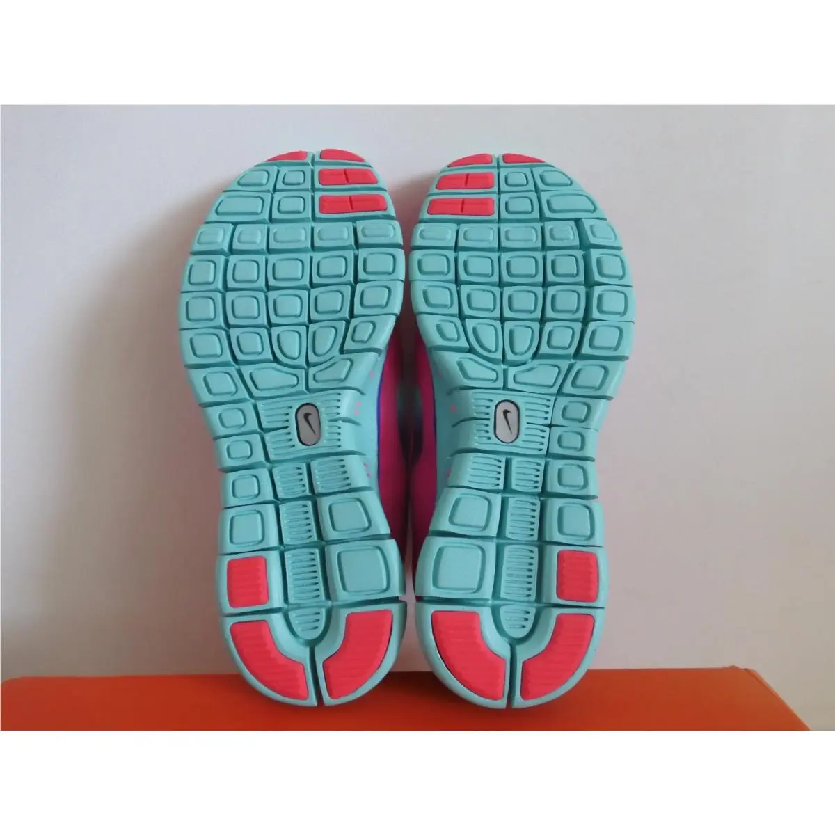Nike shoes - Nike Free 5.0 - Free - Pink (UPC: 885176028832) 5