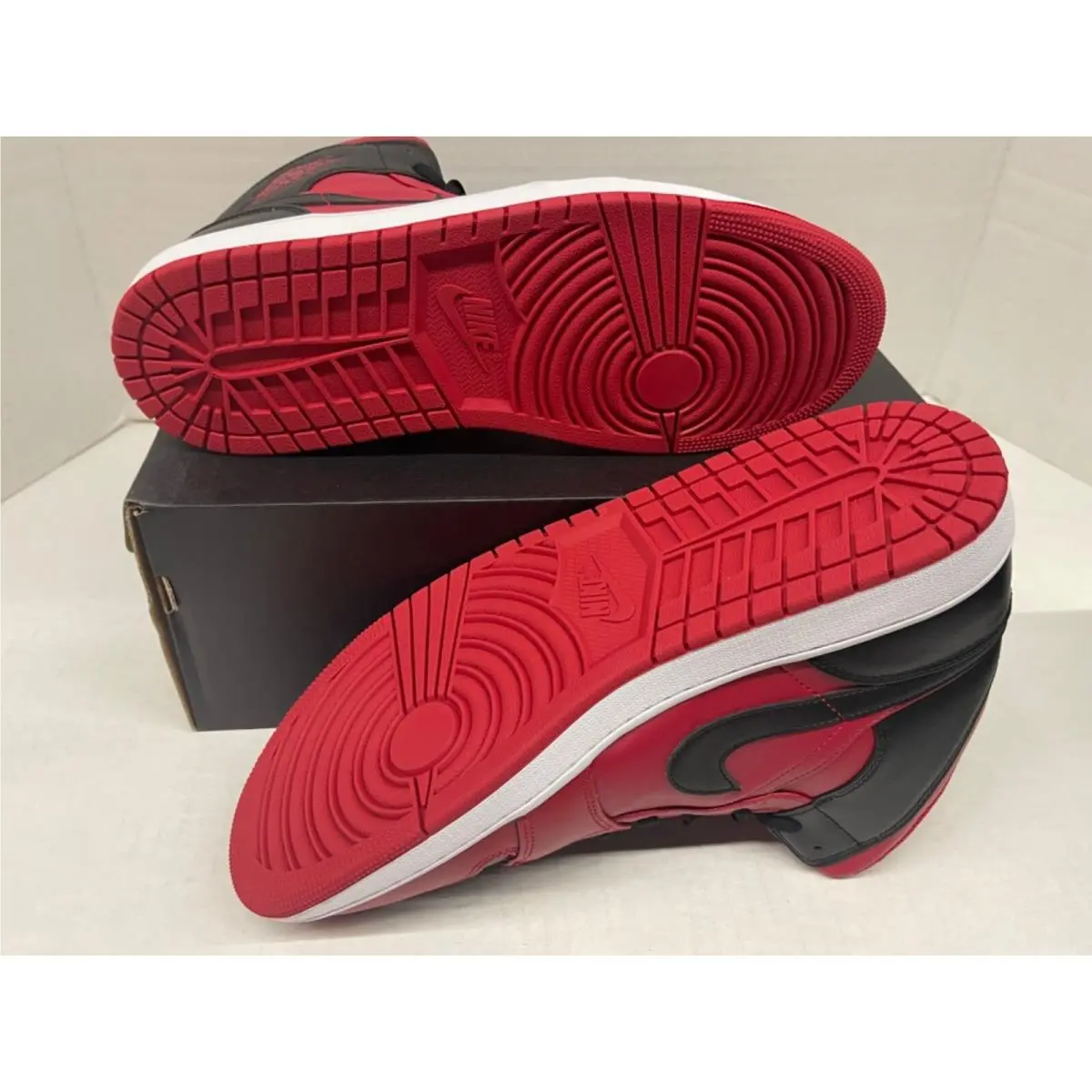 Nike shoes - Nike Air Jordan 1 - Air - Red 4