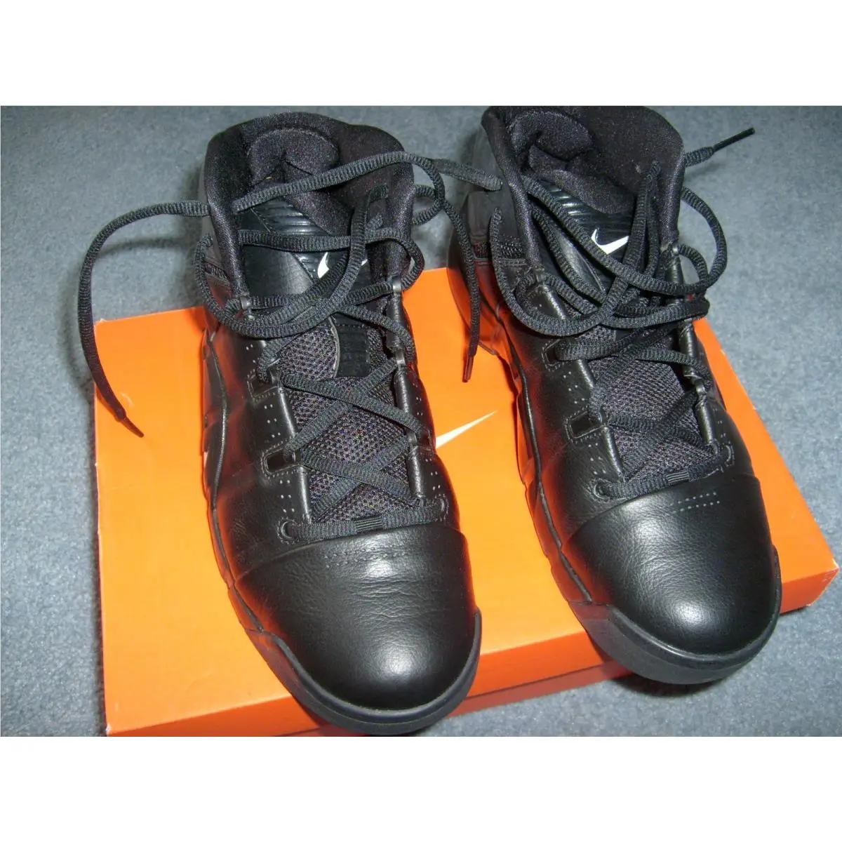Nike Air Witness Men Shoes Size 9 Black