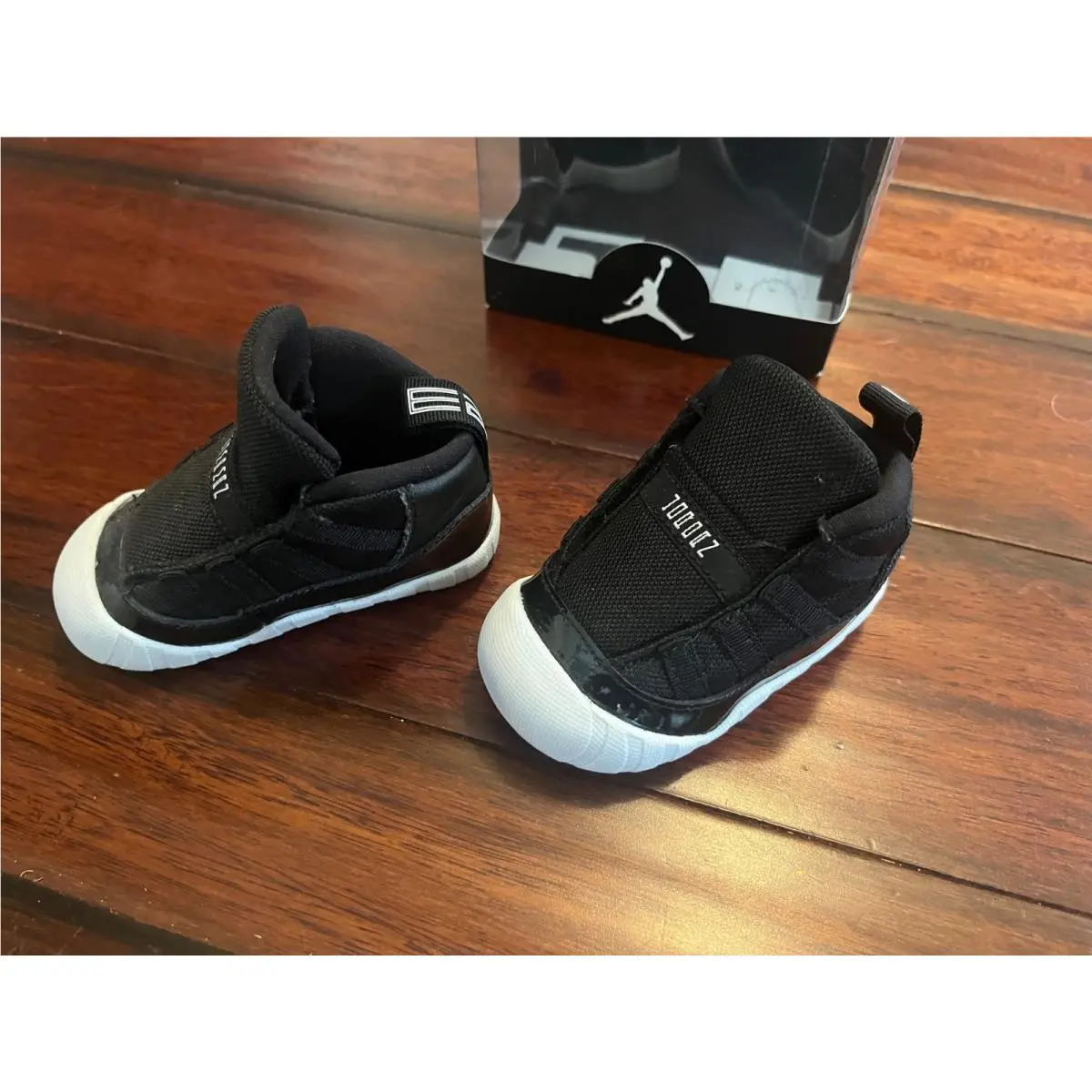 Nike shoes - Jordan 11 - Black (UPC: 193151690180) 3