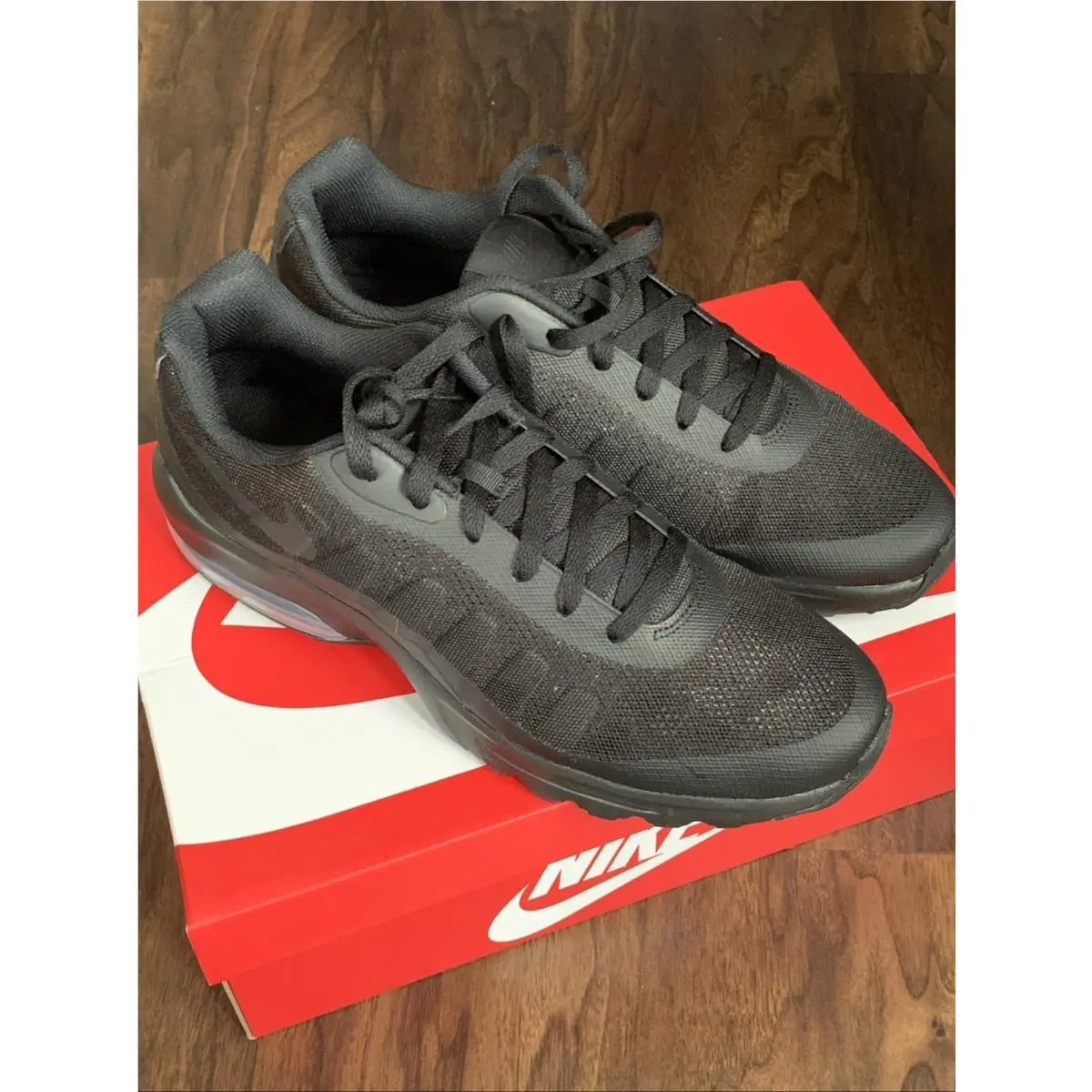 Nike shoes - Nike Air Max Invigor - Air Max Invigor - 749680 001 - Black 0