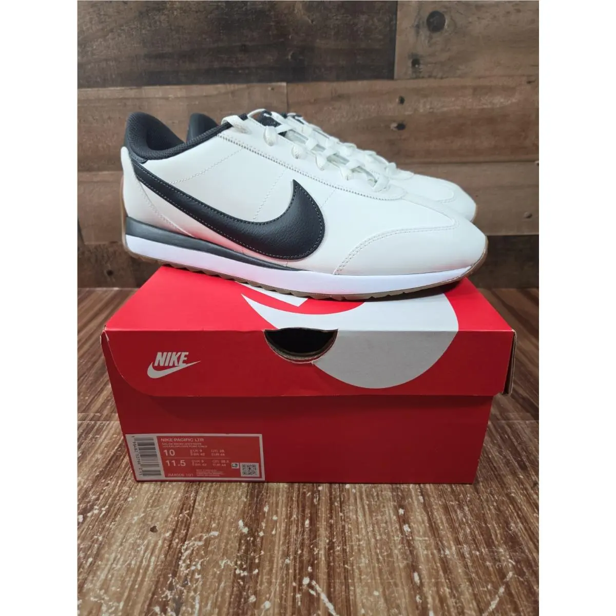 Man`s Fashion Sneakers Nike Pacific Sneaker