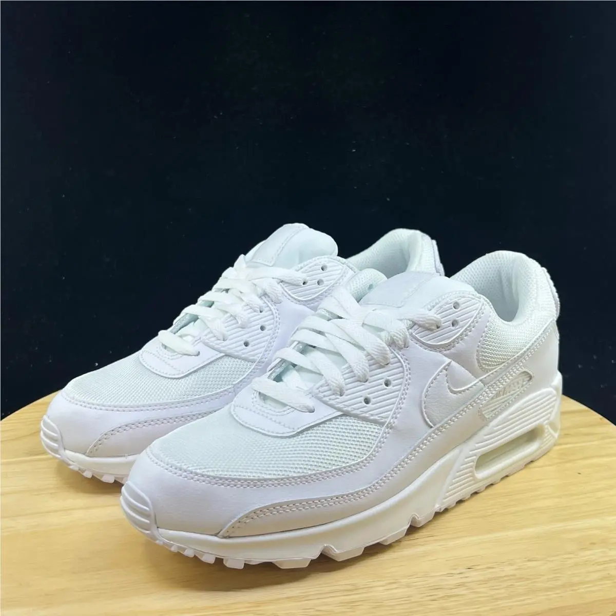 Nike shoes - White 0
