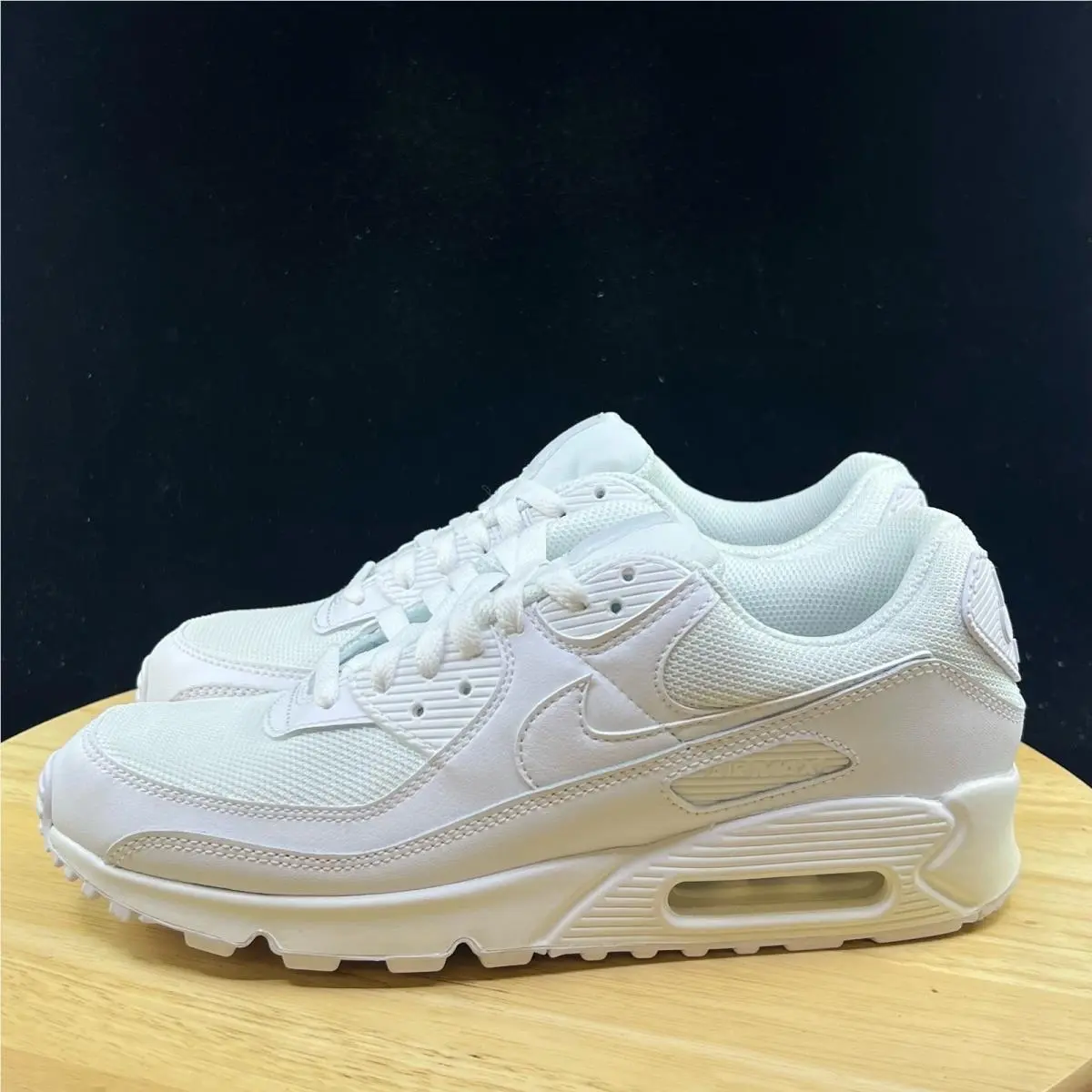 Nike shoes - White 5