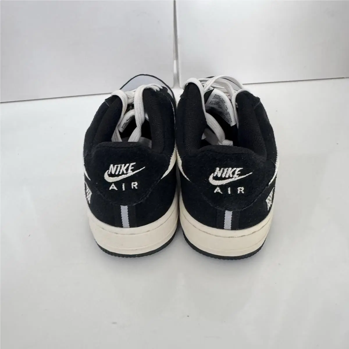 Nike shoes - Nike - Black 3