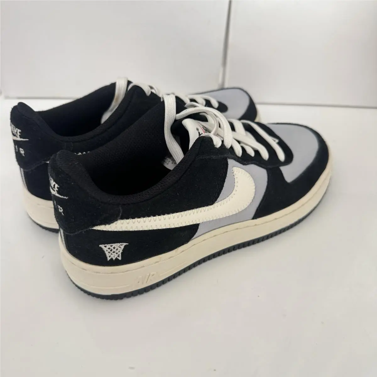Nike shoes - Nike - Black 4