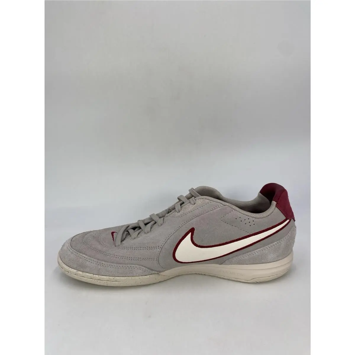 Nike shoes - Nike Tiempo Streetgato - Tiempo Streetgato - HV3493 216 - Moon Particle/Chalk-Team Red (UPC: 198488649337) 1