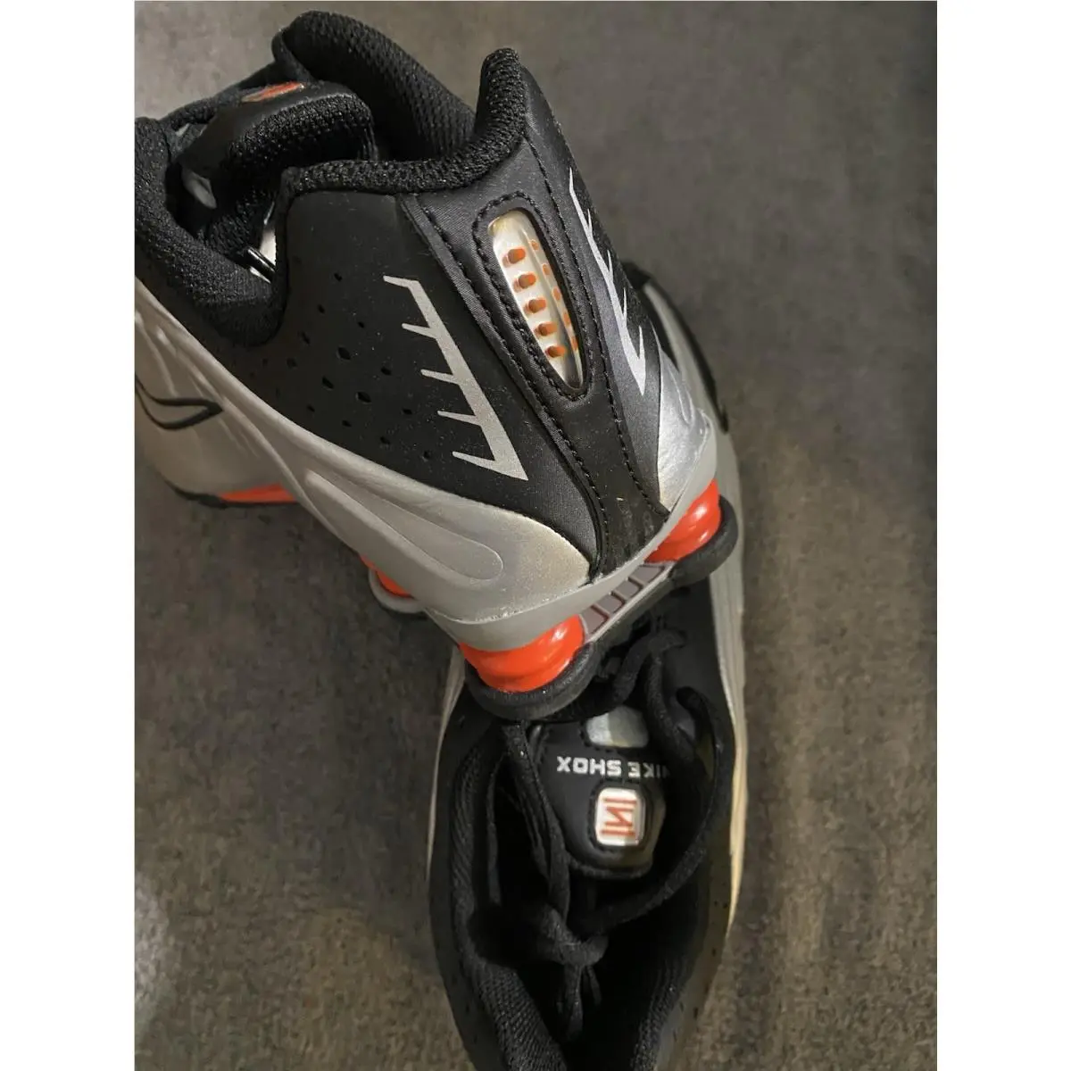 Nike shoes - Nike Shox R4 - Shox - Silver 1