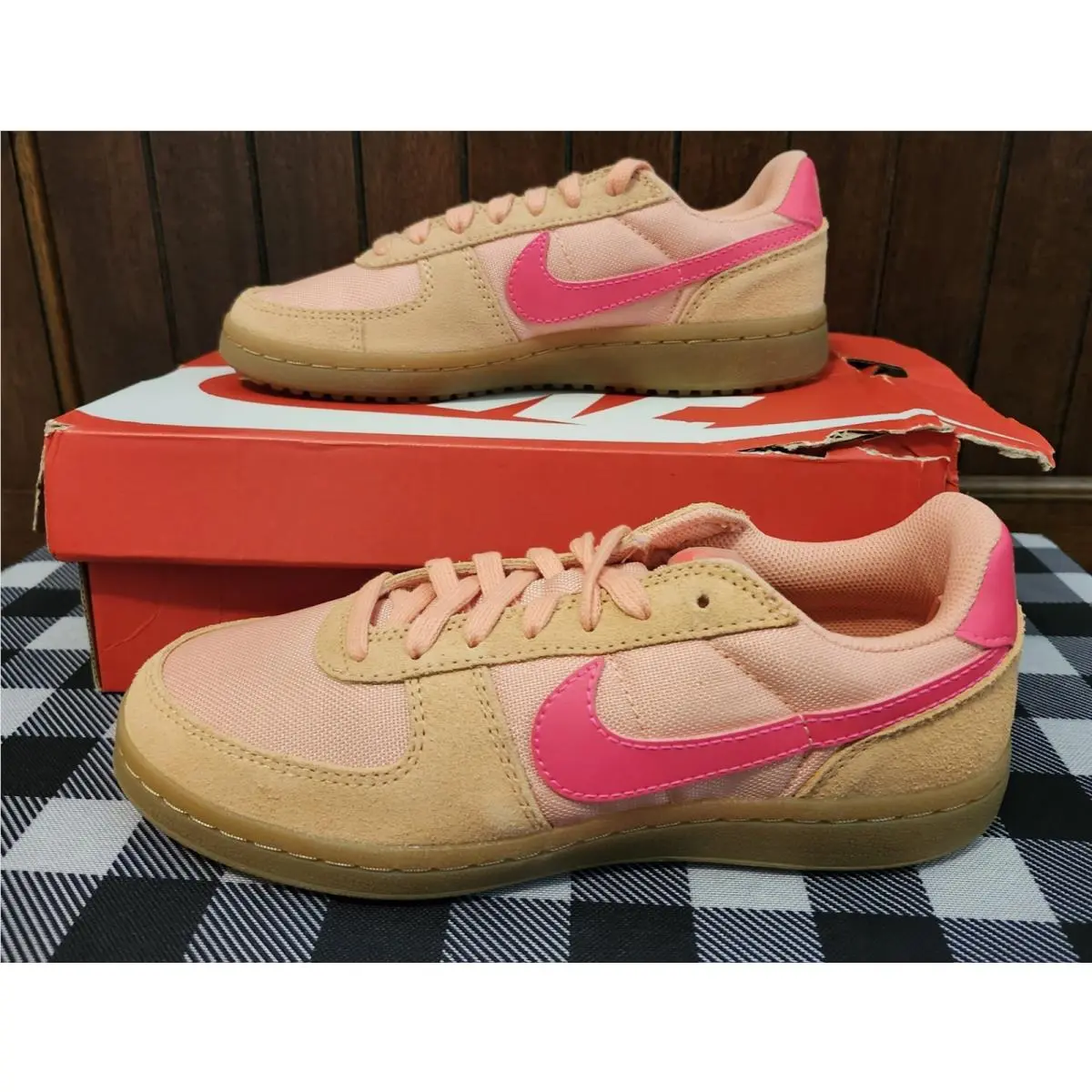 Nike Field General GS Apricot Agate/hyper Pink Size 4Y or 5.5 Women