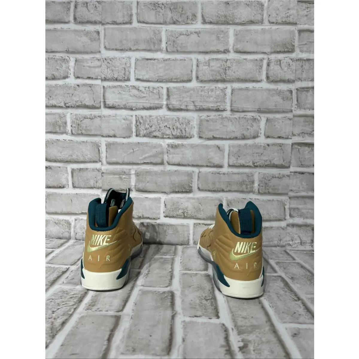 Nike shoes - Jordan Jumpman - Jumpman - Brown 3