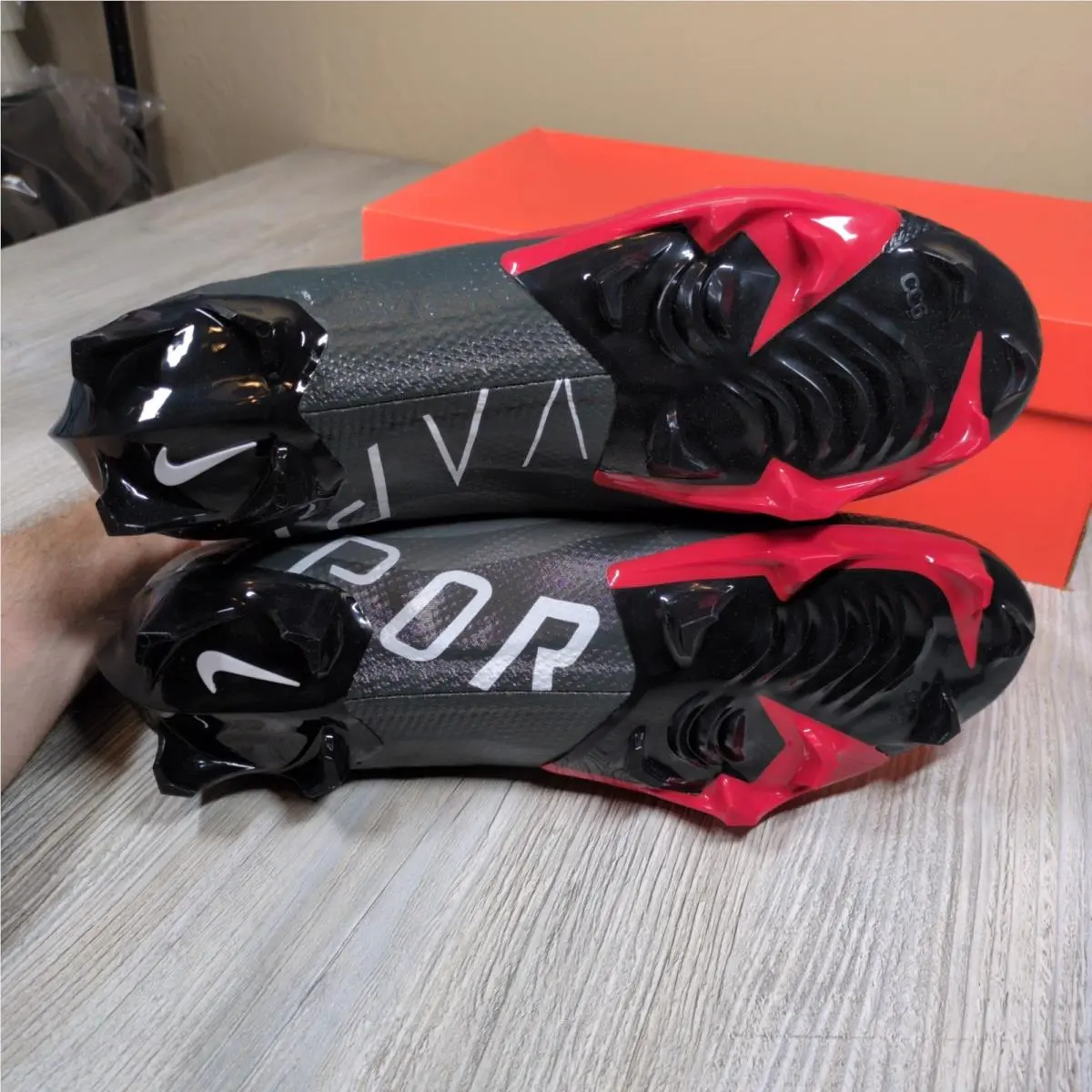 Nike shoes - Black 4