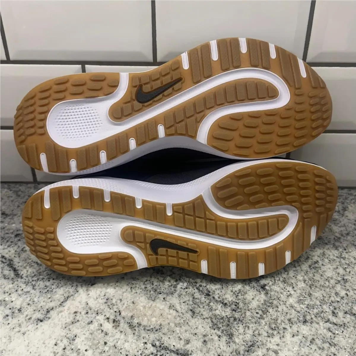 Nike shoes - Nike React Escape Run 2 - Black 4