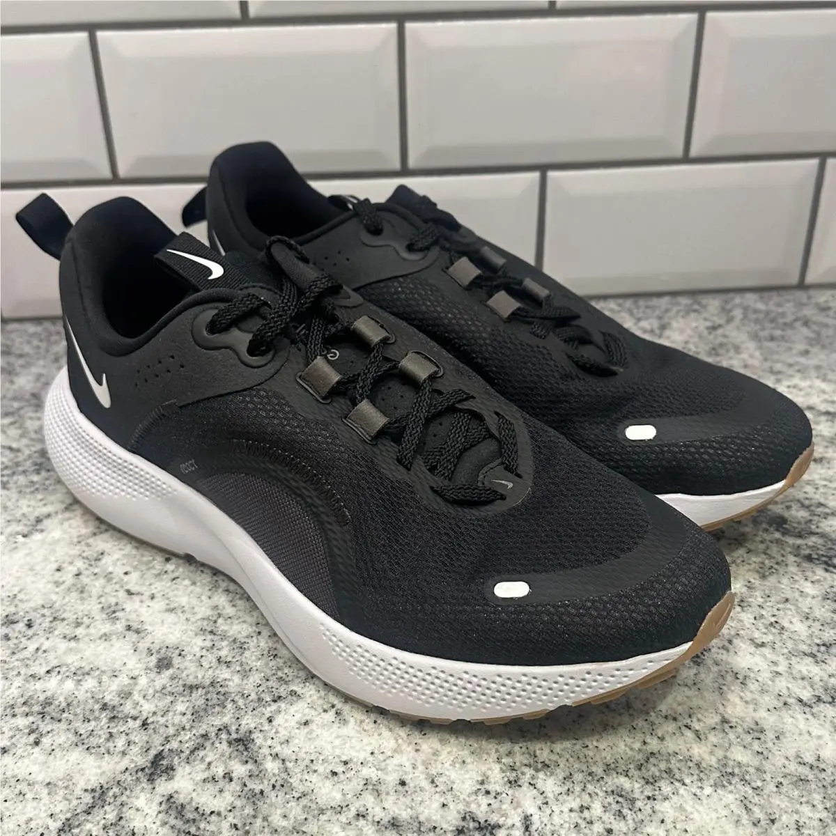 Nike Womens 11 React Escape Run 2 Black White DJ9976-001 Mesh Running Sneakers