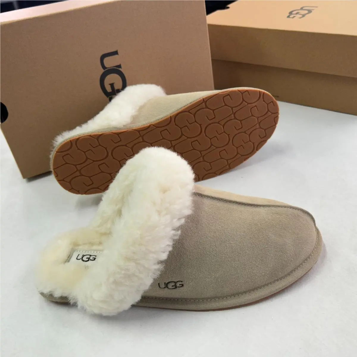 UGG shoes - UGG Scuffette - Scuffette - Sand 17