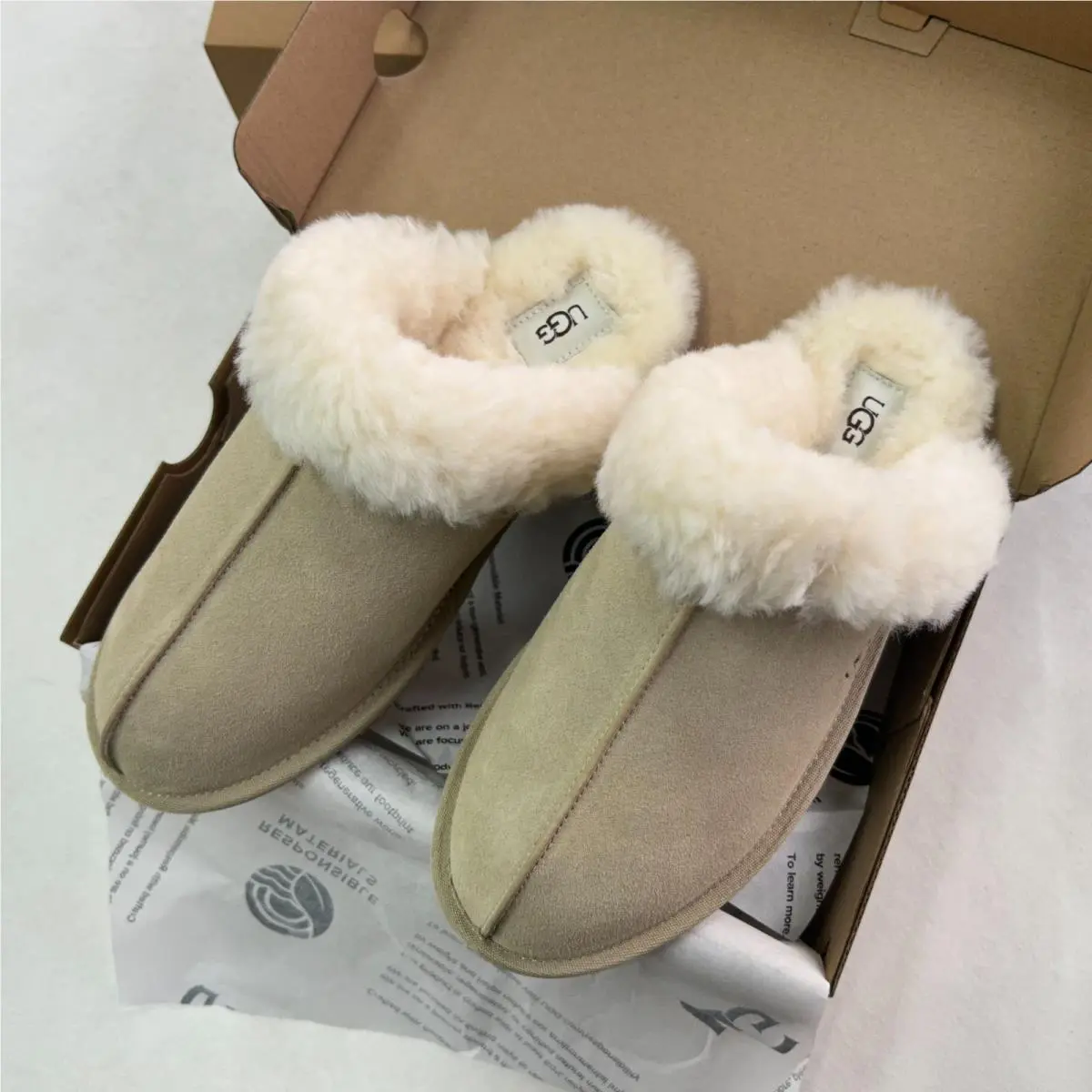 UGG shoes - UGG Scuffette - Scuffette - Sand 22