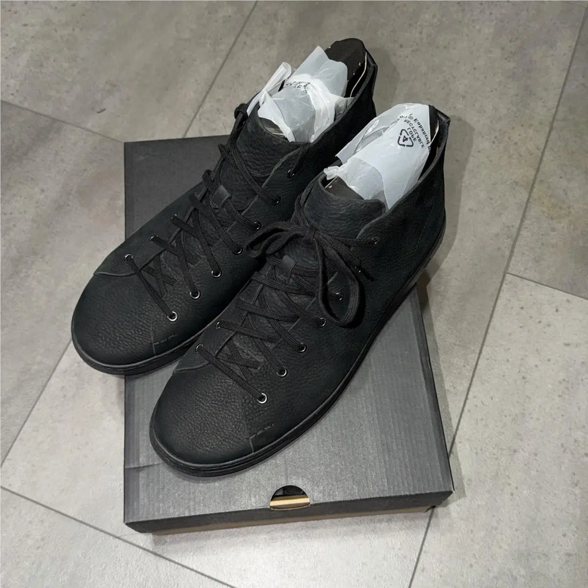 Ugg Pismo High Cozy - Black Sneaker Shoe - Men`s Size 13 Usa - Stylish Comfort