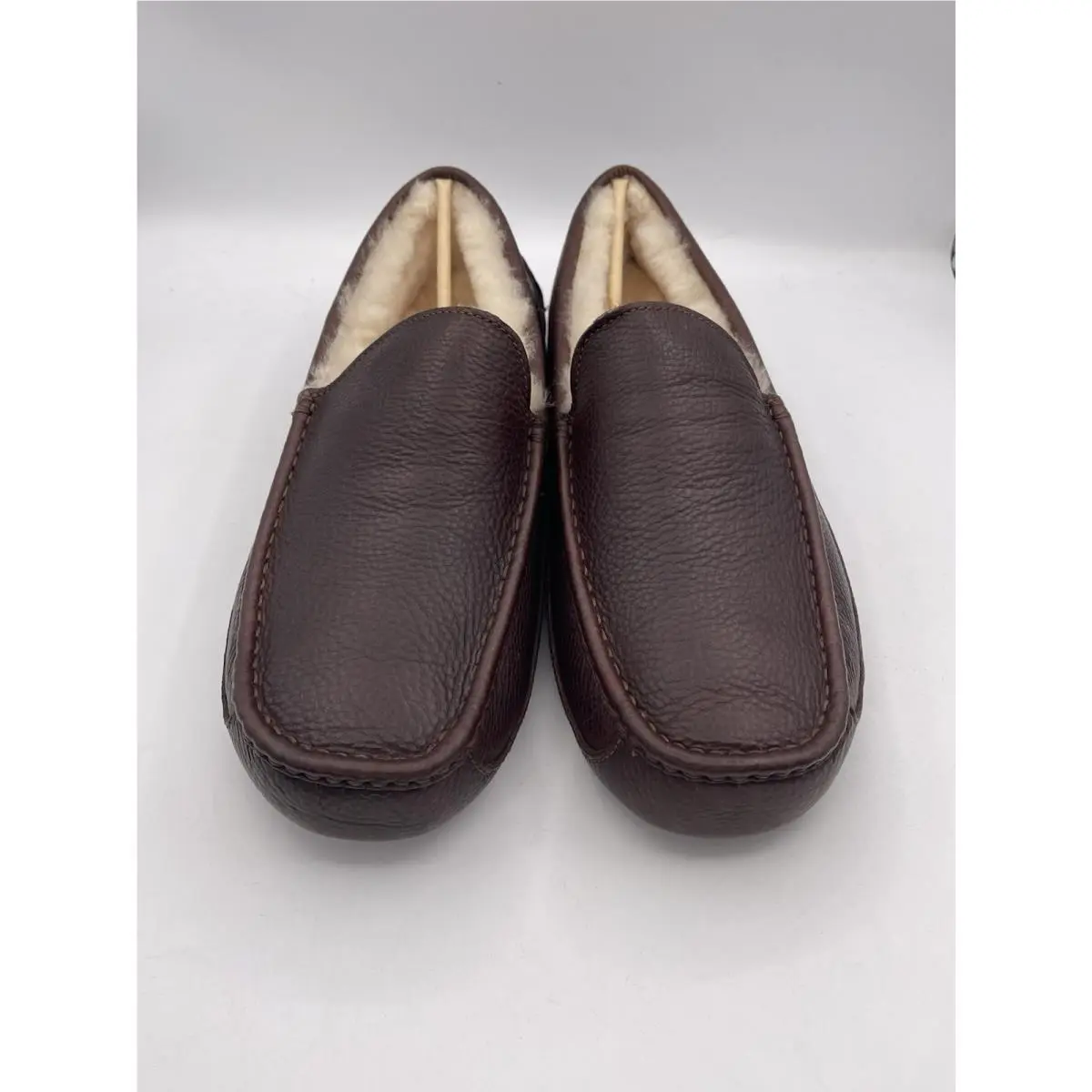 UGG shoes - UGG Ascot - Ascot - Brown 3