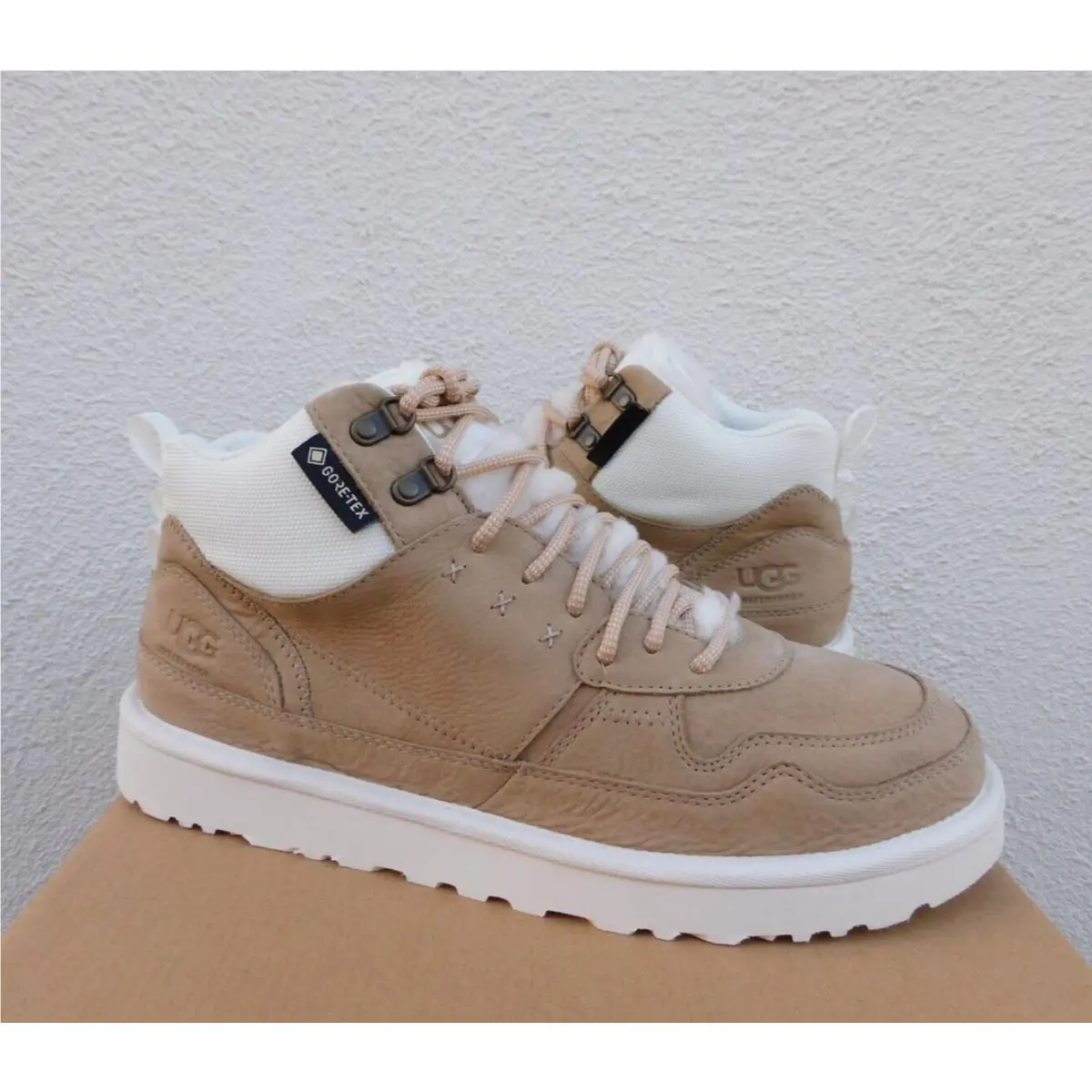 Ugg Sand Highland HI Gtx Gortex Waterproof Sneaker Boots Women US 6/ Eur 37
