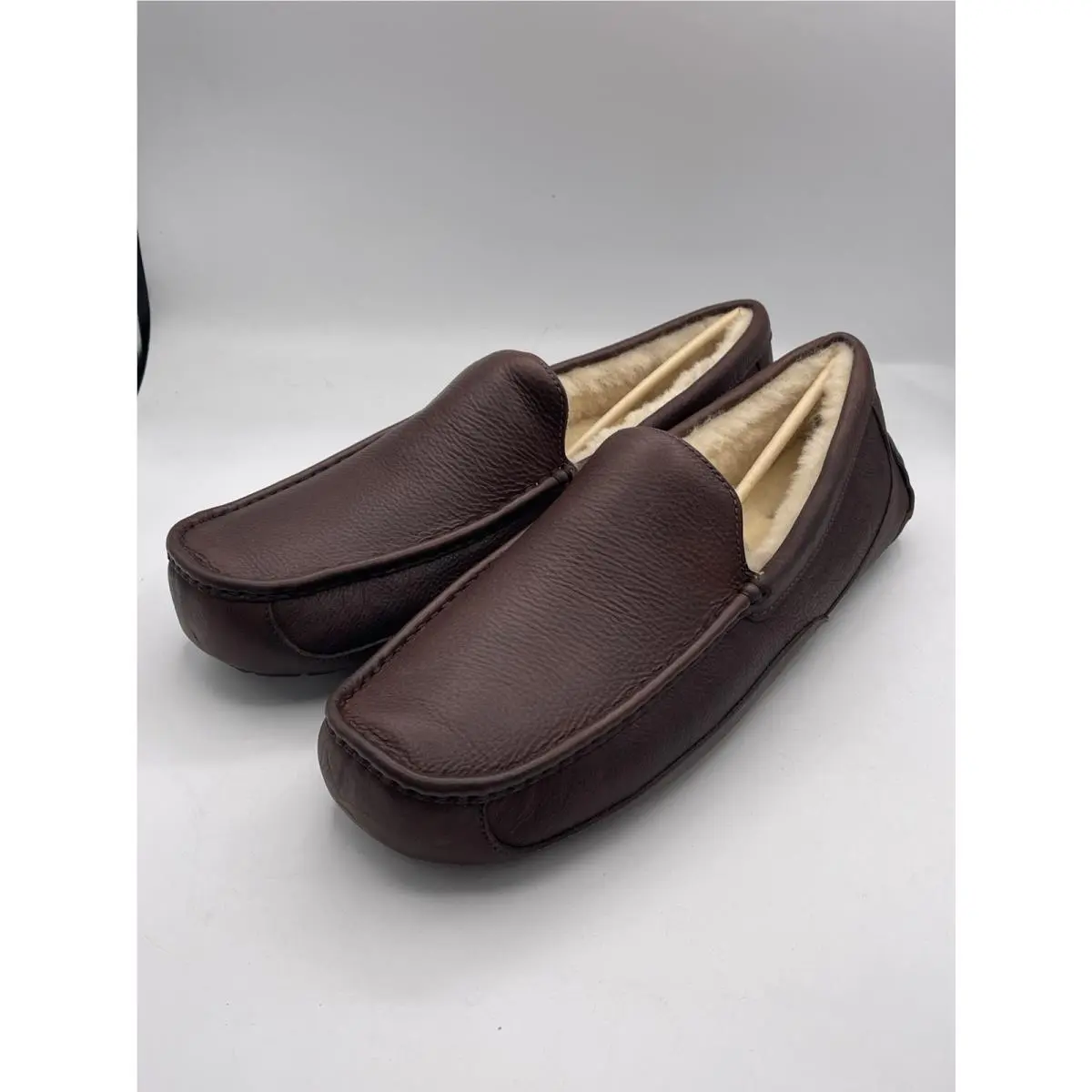 UGG shoes - UGG Ascot - Ascot - Brown 0
