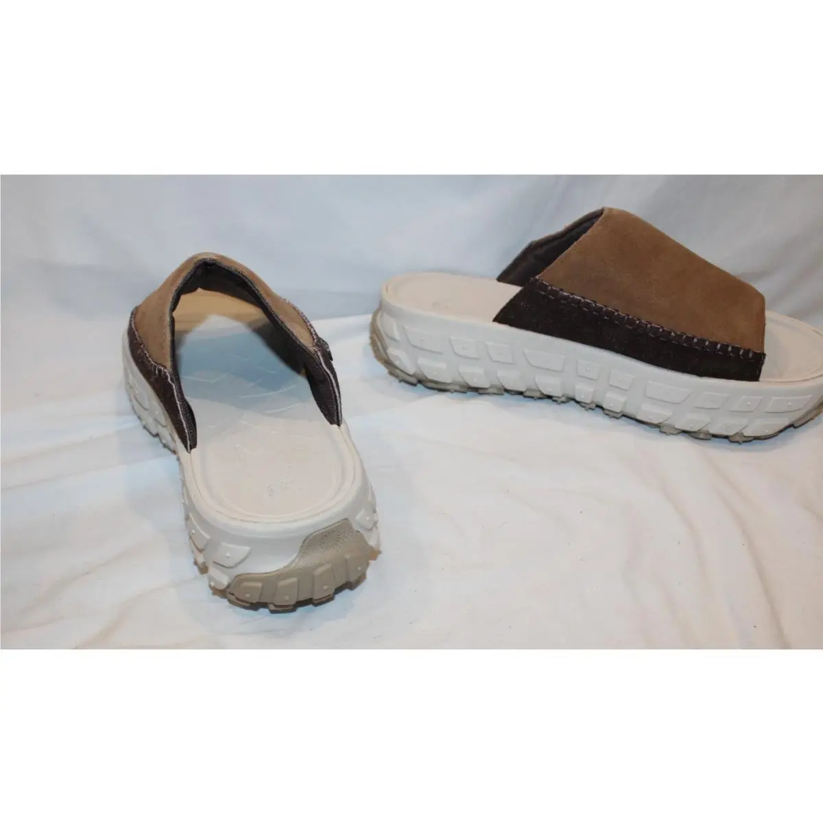 UGG shoes - Brown 3
