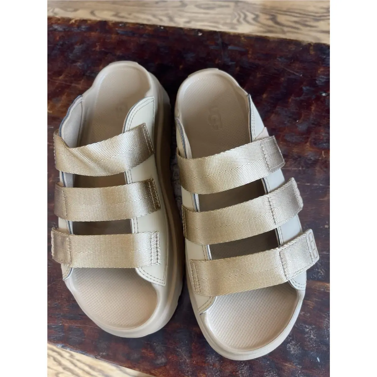 UGG shoes - UGG Goldenglow - Goldenglow - 116730 - Brown (UPC: 197634010748) 1