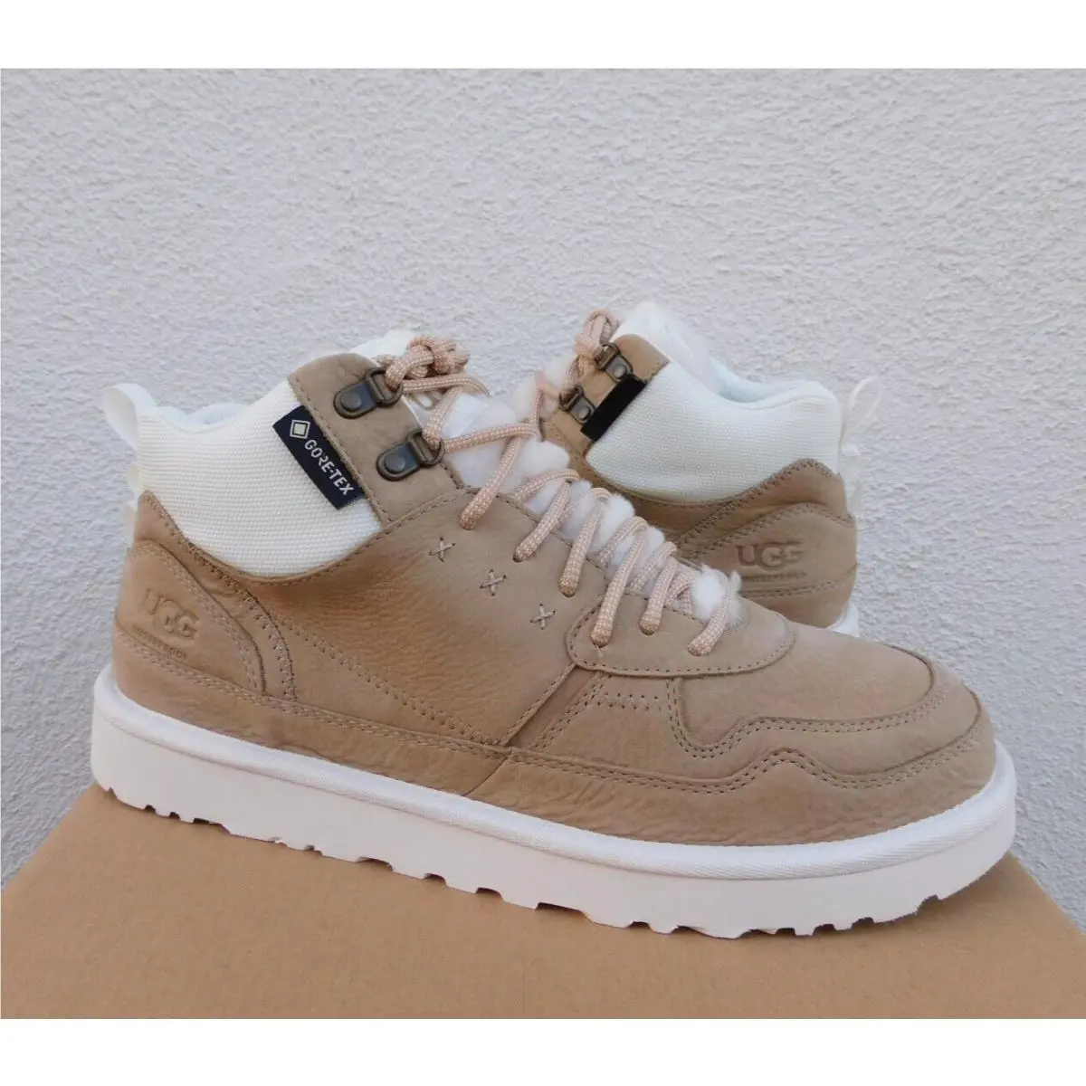 Ugg Sand Highland HI Gtx Gortex Waterproof Sneaker Boots US 11/ Eur 42