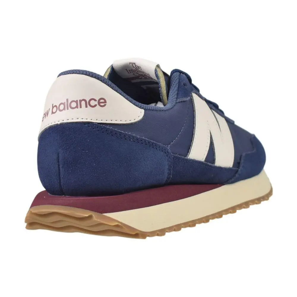 New Balance shoes - Navy/Burgundy 7