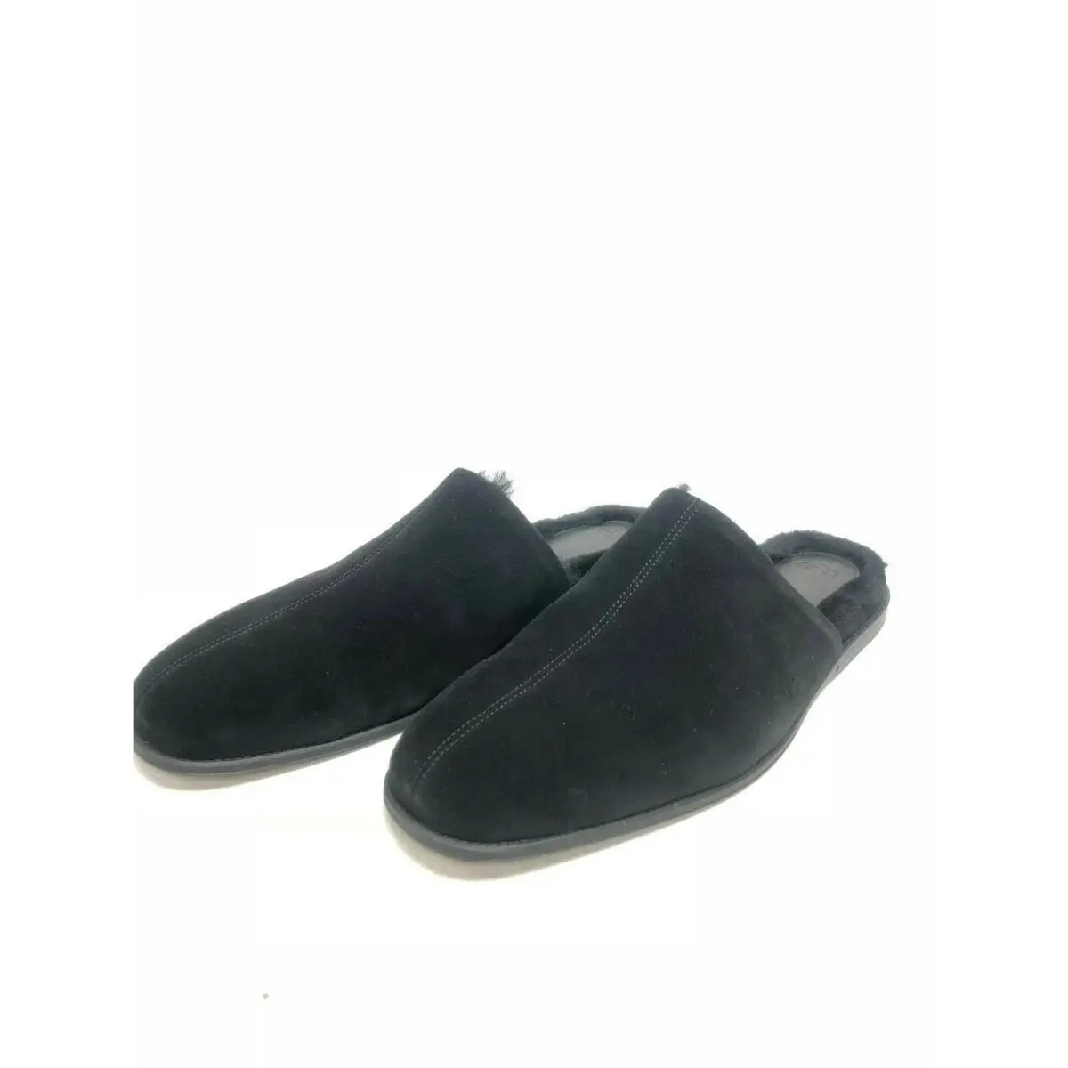 UGG shoes - Black (UPC: 192410616428) 1