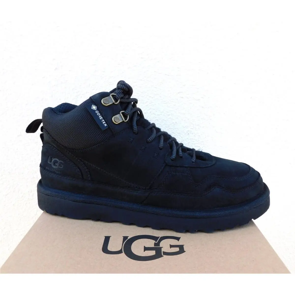 UGG shoes - UGG Highland - Highland - Black (UPC: 196565714541) 0