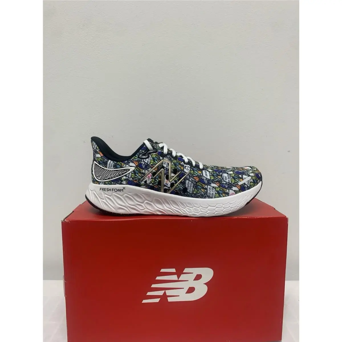 New Balance M1080J12 Men`s Love Print New Medium Width