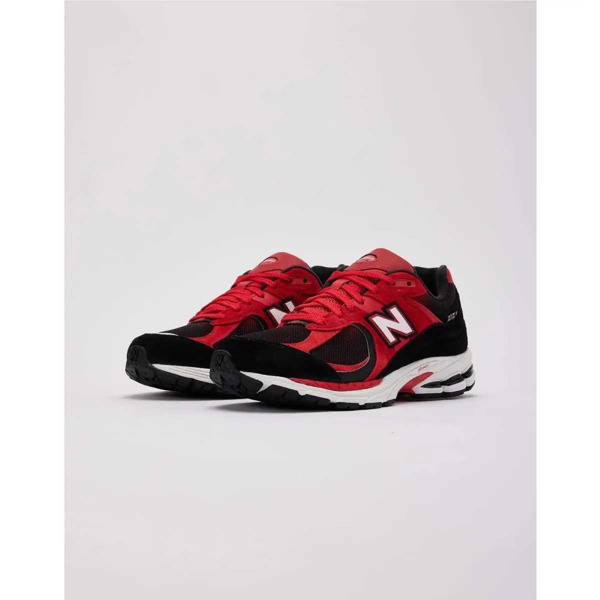 New Balance 2002R U2002RZA Sneakers Men 8 True Red Suede Lifestyle Shoes RHS8524