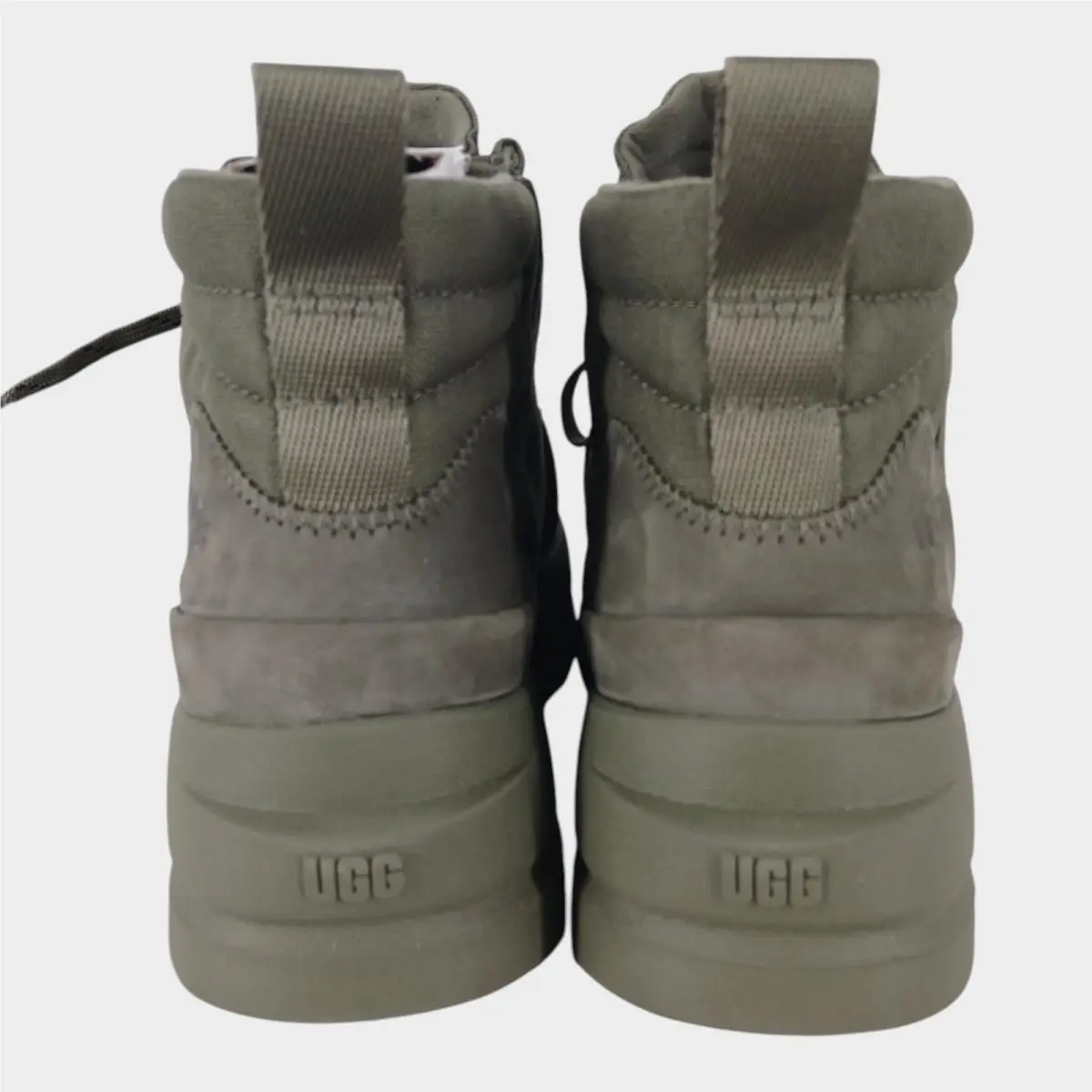 UGG shoes - The Ugg Lug - The Lug - As in Pic 0