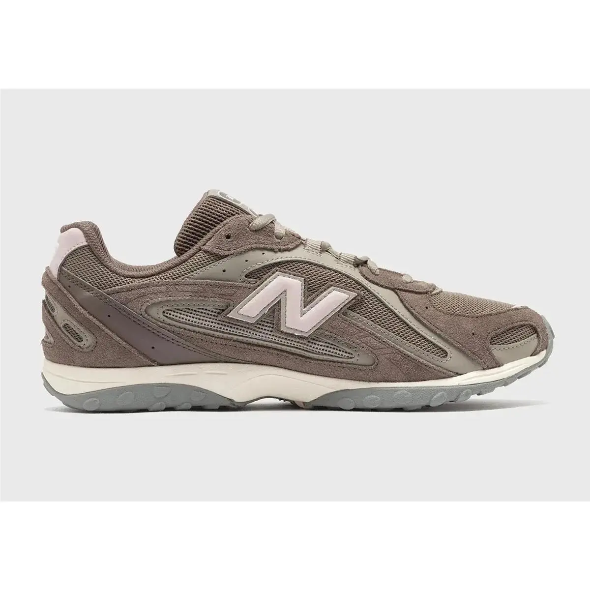 New Balance 204L Mens Size 11 Running Shoes Brown Pink Sneakers U204L273 New