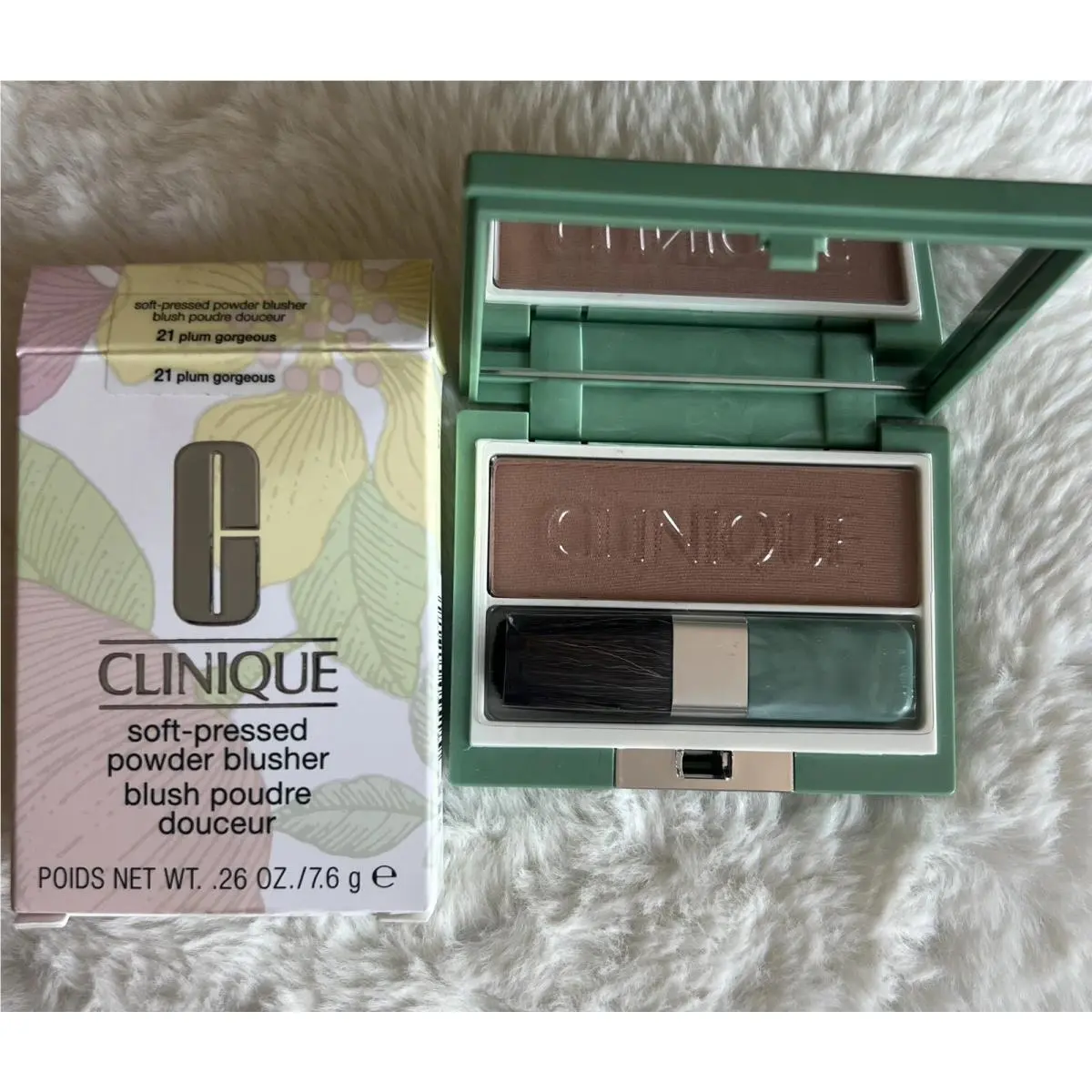 Clinique Soft Pressed Powder Blusher 21 Plum Gorgeous Full Size