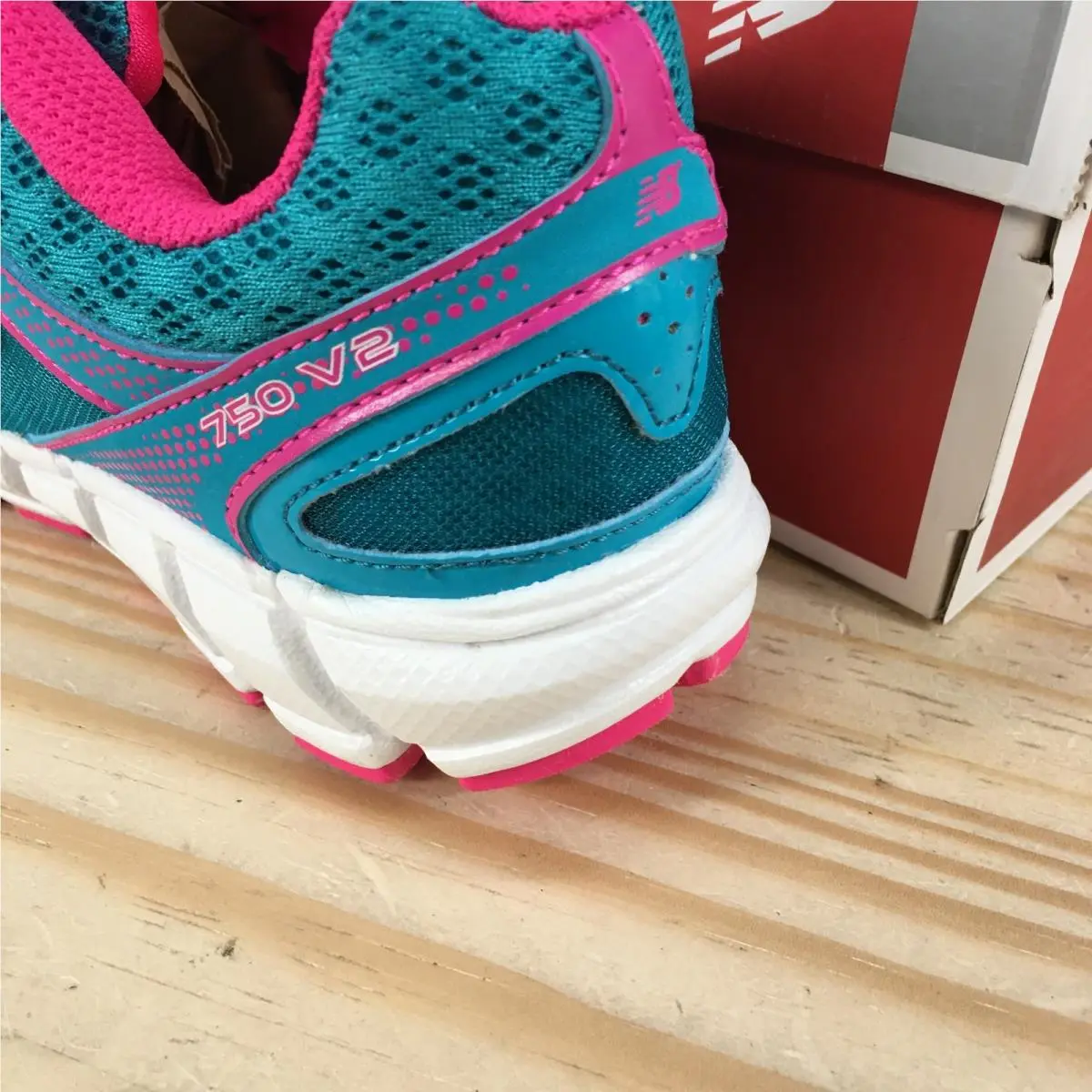 New Balance shoes - New Balance 750v2 - Blue 1